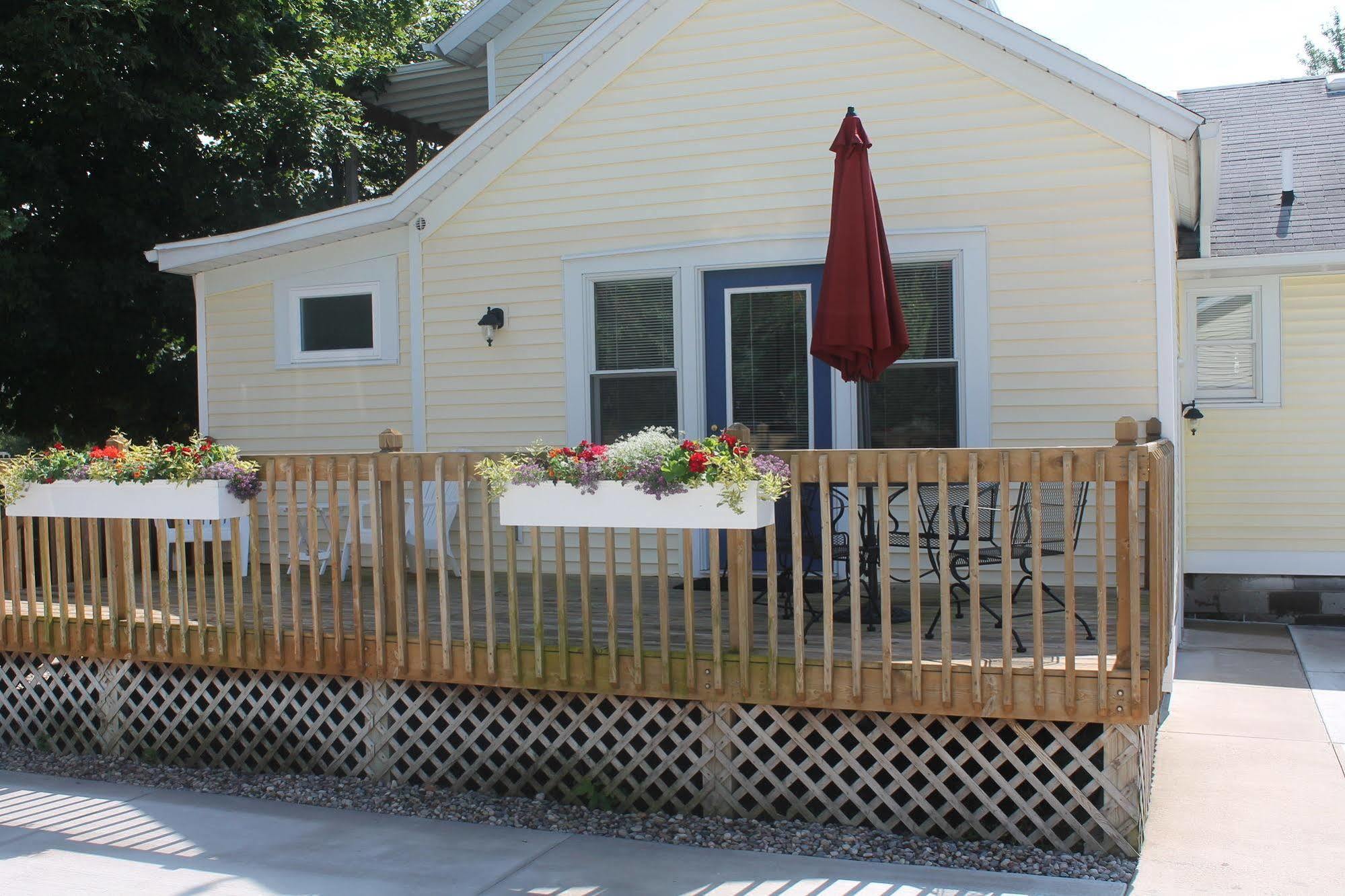 Captain'S Cottage Suites Grand Haven Exteriér fotografie